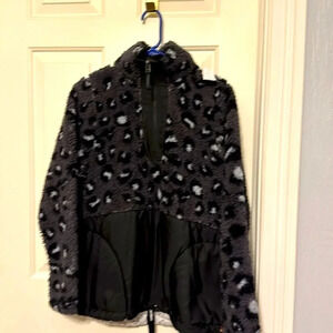 NWT Livi Active by Lane Bryant Pull Over Jacket Sz 14
